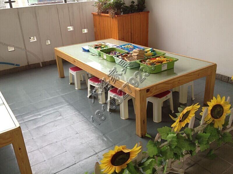 供應(yīng)漢源幼兒園家具-成都幼兒園家具生產(chǎn)廠家