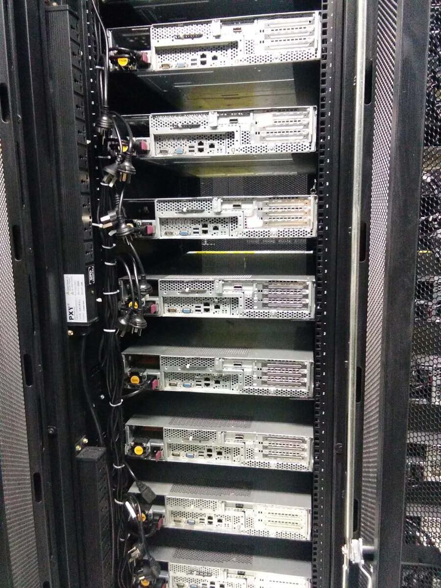 服務器托管四大注意事項需引起重視 成都極云