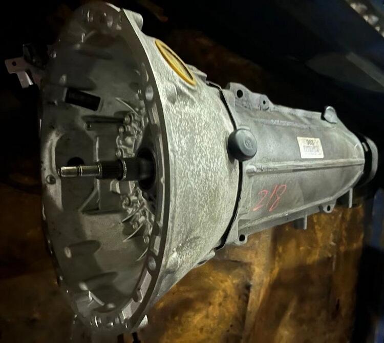 奔馳W218波箱 下擺臂 機腳膠 起動機 羊角 發(fā)電機