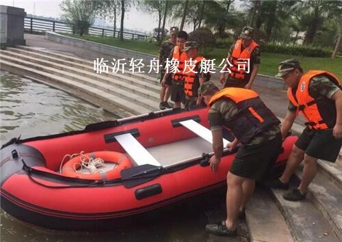 防汛抗洪橡皮艇批發(fā)多少錢，最好橡皮艇低價(jià)促銷