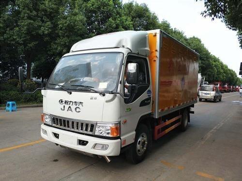 池州市雜項(xiàng)危貨廂式車整車改裝