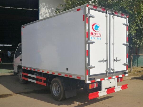 四川巴中長安睿行國六面包冷藏車哪一家便宜