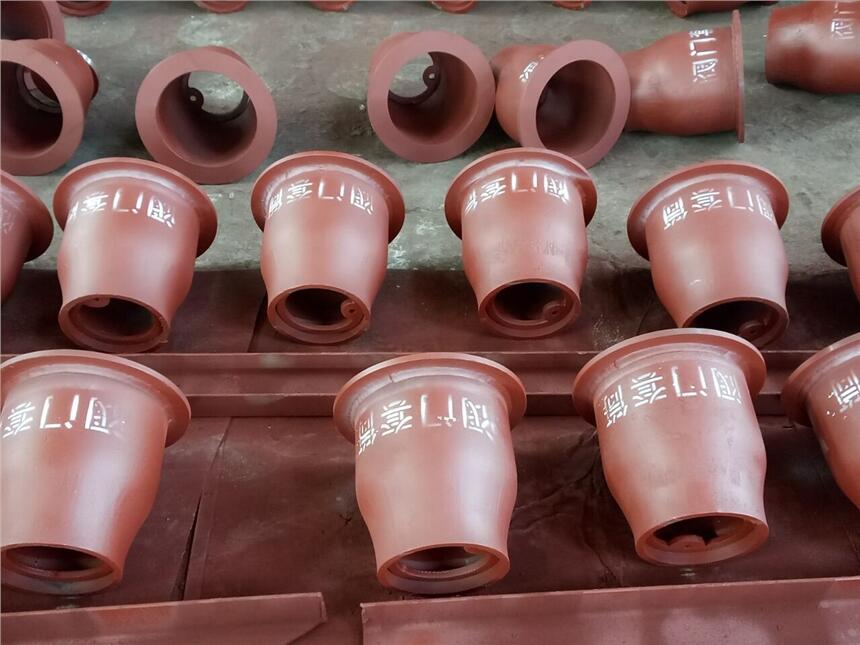 上海13S201閥門套筒廠家上體翻轉(zhuǎn)蓋閥門套筒自產(chǎn)自銷