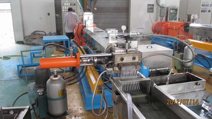 開口母料造粒機 YS-65K