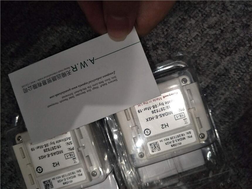 遠(yuǎn)路供應(yīng)HONEYWELL開關(guān)，TYP103SR-12A-4