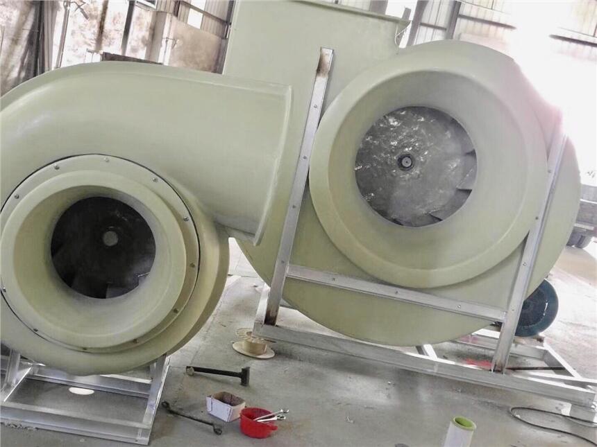 GF4-72型A式玻璃鋼離心通風機多少錢一臺