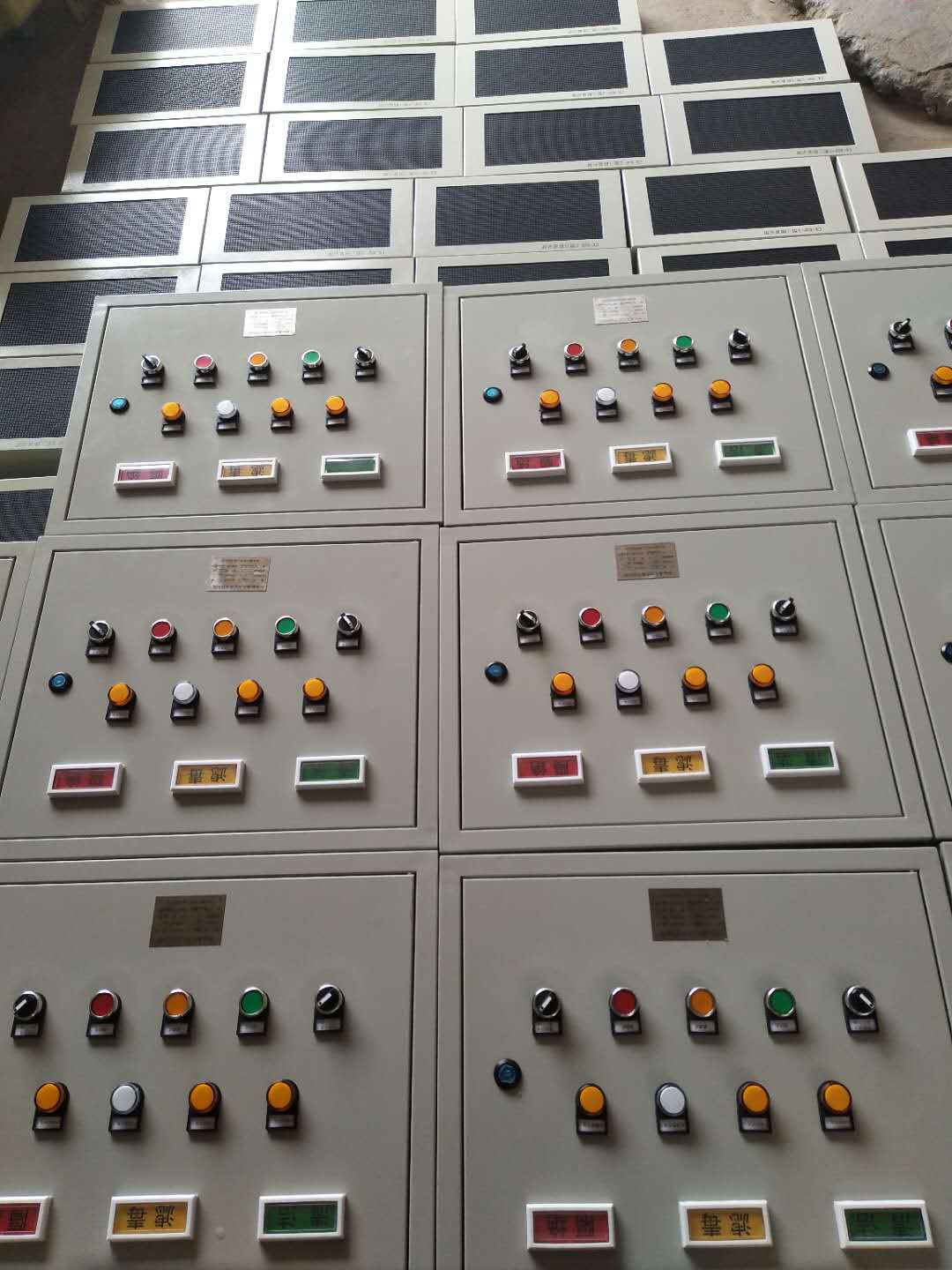 SFKX型智能通風方式控制箱和AC通風方式控制箱的區(qū)別