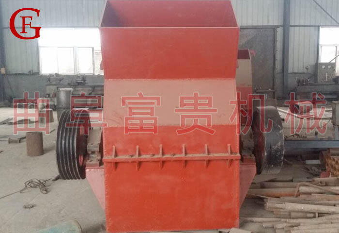 大型珍珠巖粉碎機(jī) 山東珍珠巖粉碎機(jī)