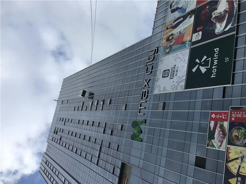 深圳高空吊裝公司-吊裝架卷揚(yáng)機(jī)吊裝