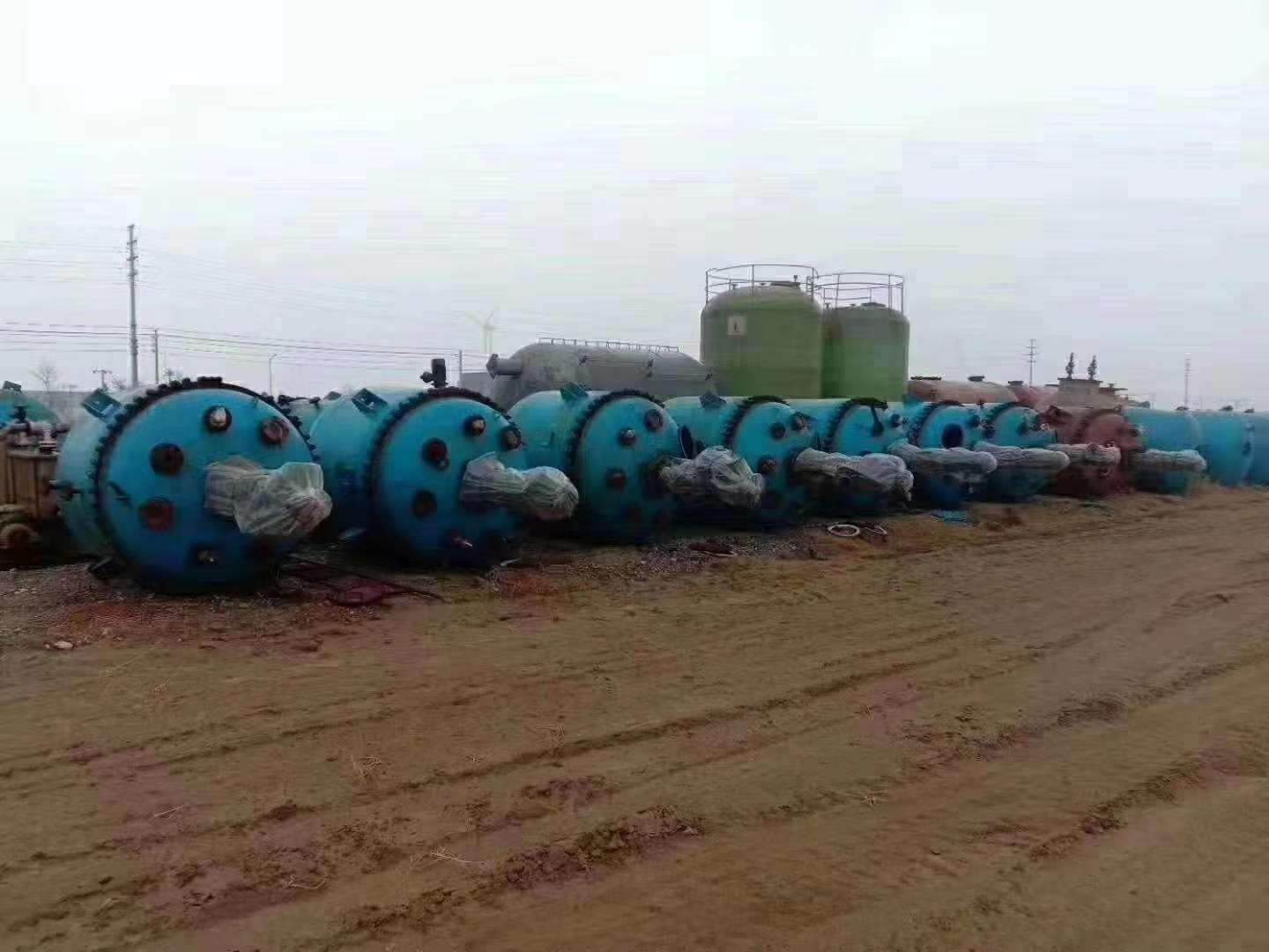 二手10立方搪瓷反應釜,德宏8噸不銹鋼盤管加熱攪拌罐詳情