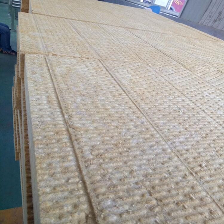 歡飲蒞臨）內(nèi)蒙古包頭鋁箔貼面巖棉板防火板