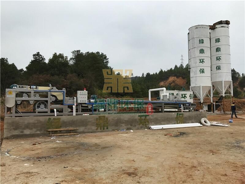 直銷廠家建筑打樁泥漿脫水機(jī)，知名廠商帶式濃縮污泥脫水一體機(jī)