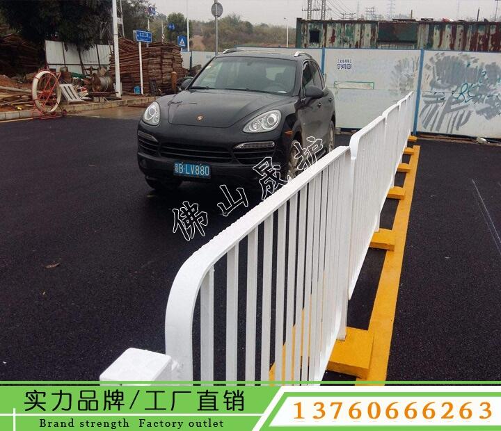 深圳道路港式護(hù)欄價格