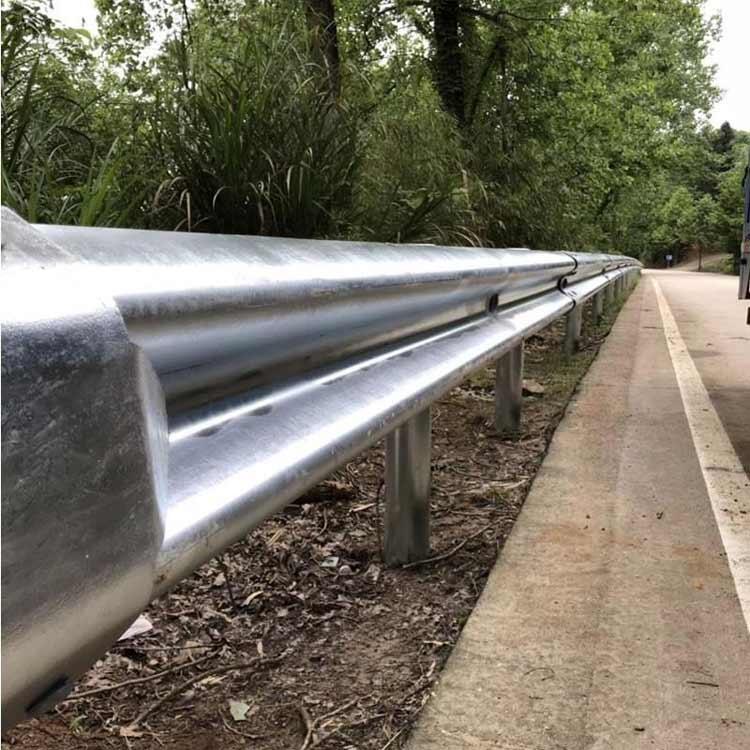深圳公路波形護欄板實體工廠 高速路肩護欄鍍鋅雙波護欄防繡防撞欄