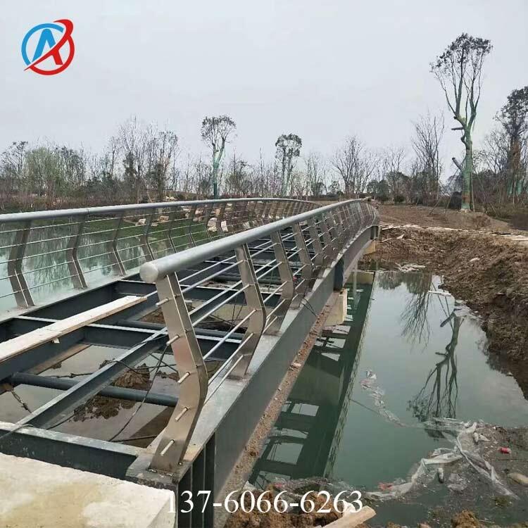 連州景觀園林欄桿 英德河道防護(hù)柵欄 清遠(yuǎn)橋梁護(hù)欄廠家