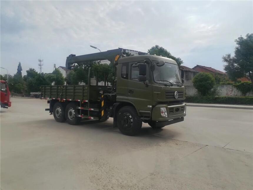 宿州東風(fēng)隨車吊后八輪270馬力
