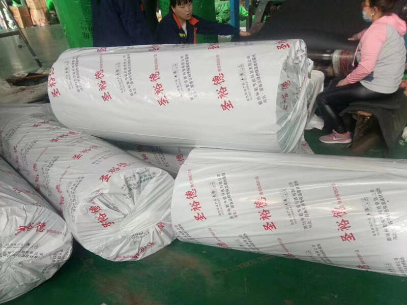 圣裕德橡塑價格低難燃B1級橡塑阻燃B2級橡塑柔性保溫棉生產(chǎn)廠家