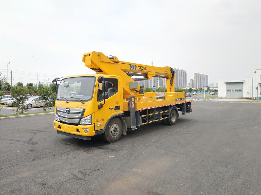 北京24米高空作業(yè)車鋼結(jié)構(gòu)