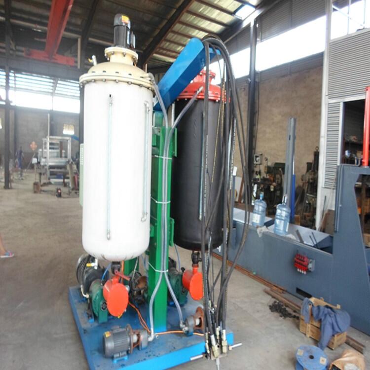 公司促銷 聚氨酯保溫管道發(fā)泡機 聚氨酯保溫發(fā)泡機 聚氨酯自動發(fā)泡機
