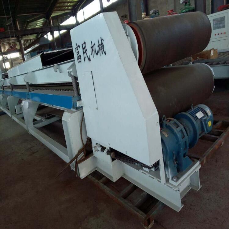 復(fù)合板生產(chǎn)設(shè)備 950巖棉泡沫夾芯板復(fù)合機(jī)