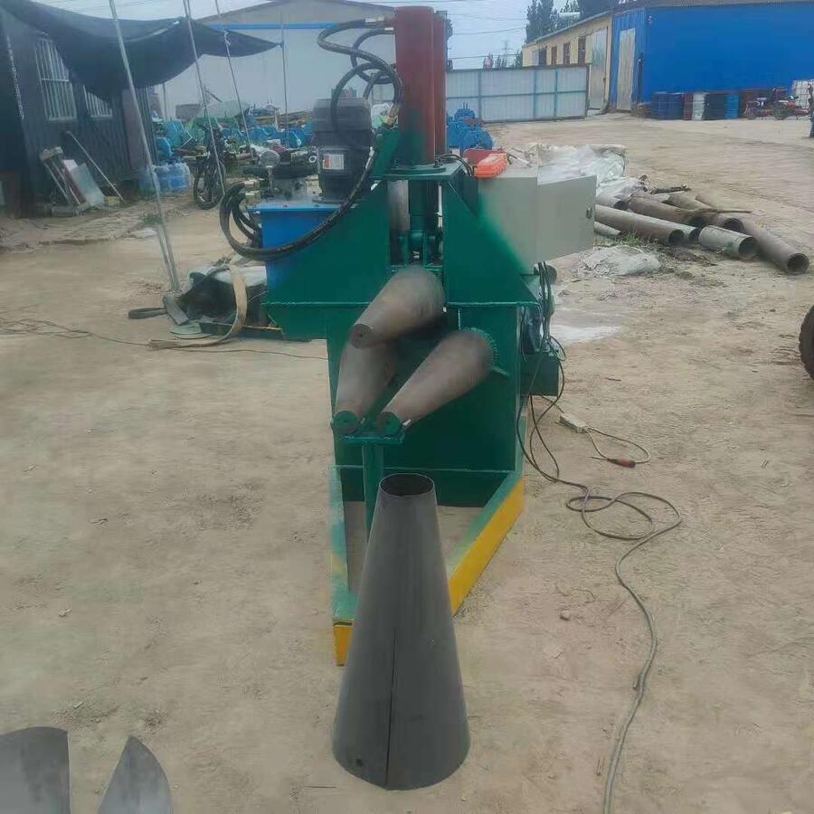 液壓不銹鋼板三錐滾圓機(jī)不銹鋼板1.5米電動(dòng)錐型圈圓機(jī)