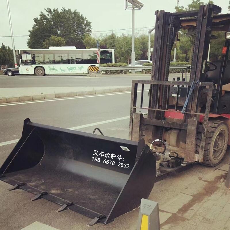 廣東龍工叉車改鏟車品質保證