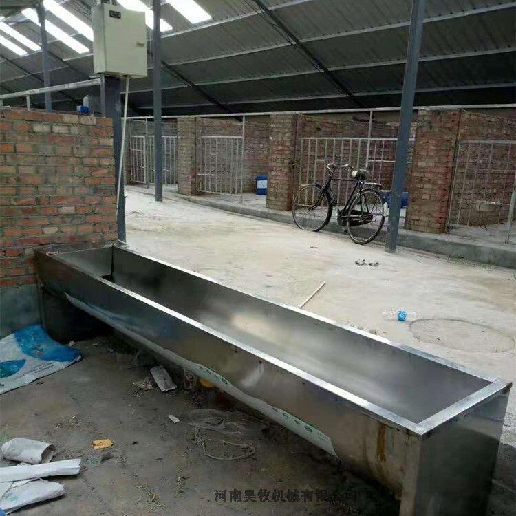 電加熱飲水槽 牛羊?qū)Ｓ蔑嬎O(shè)備保溫飲水槽自動(dòng)加水加熱