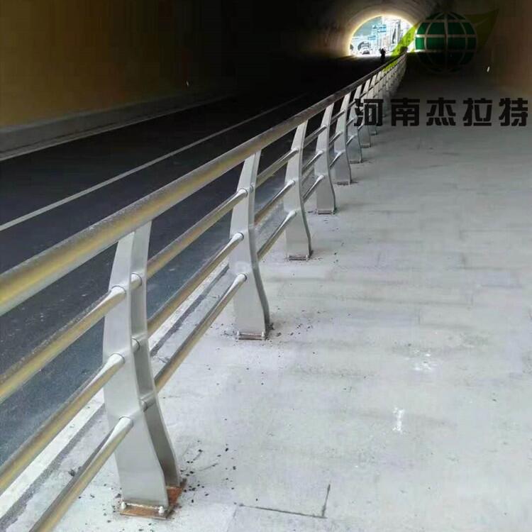 鄭州橋梁不銹鋼護欄定制廠家