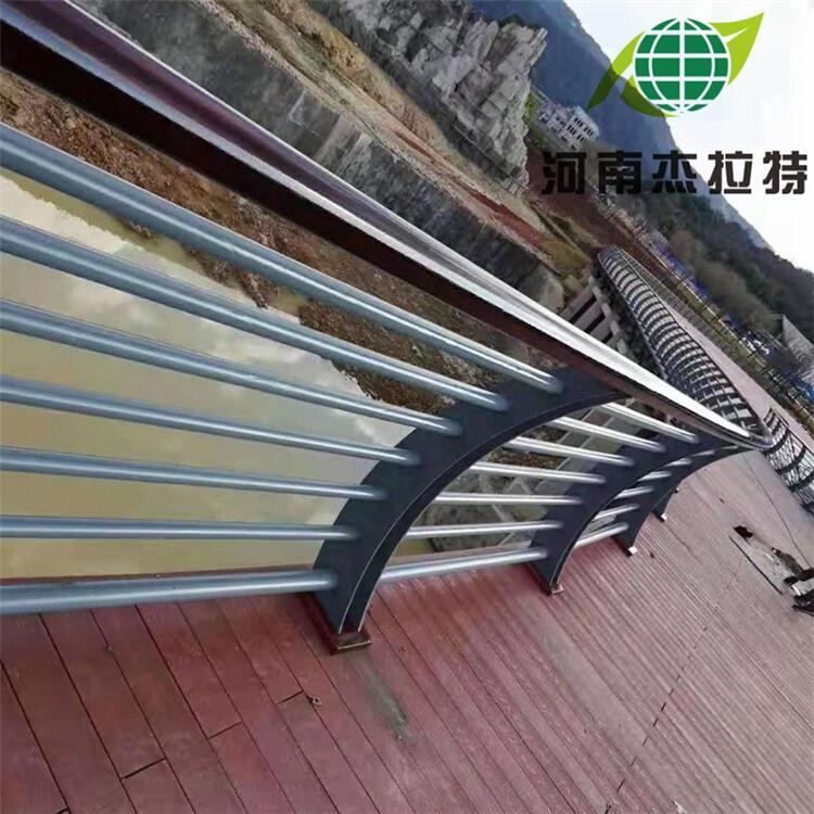 西安橋梁鋼管噴塑河道護(hù)欄