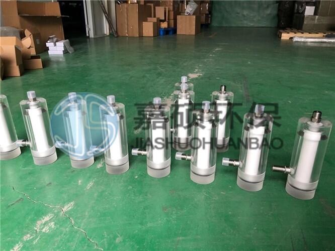 嘉碩專業(yè)技術(shù)團隊生產(chǎn)帶鎖SAF-65A液壓空氣過濾器
