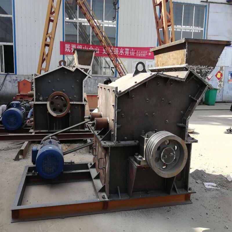 立式石頭制砂機(jī) 移動(dòng)式數(shù)控石英砂制砂機(jī) 對(duì)輥制砂機(jī)