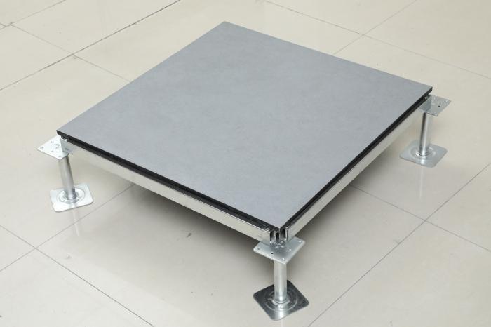 學(xué)校防靜電地板的安裝，學(xué)校防靜電地板銷售，廠家直銷，量大優(yōu)惠，