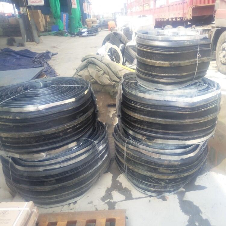 江蘇省揚(yáng)州市831型止水帶施工方法
