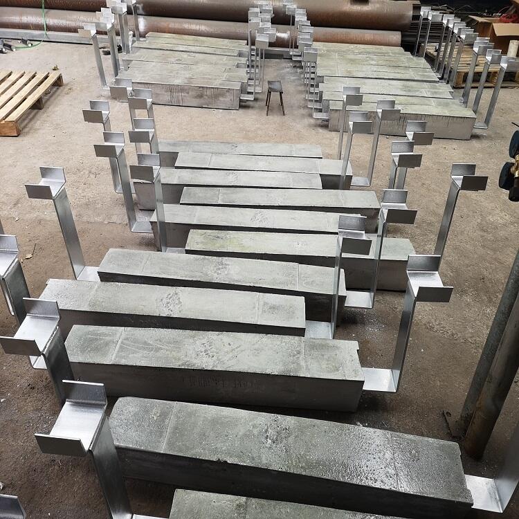 AC-1支架式國(guó)標(biāo)儲(chǔ)罐陰極保護(hù)長(zhǎng)條犧牲陽(yáng)極