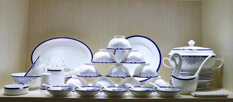 公司禮品餐具定制,商務(wù)禮品骨瓷餐具套裝