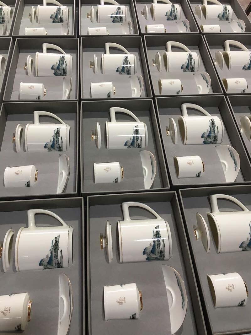園藝文化禮品茶杯定做,辦公會議禮品杯子廠家