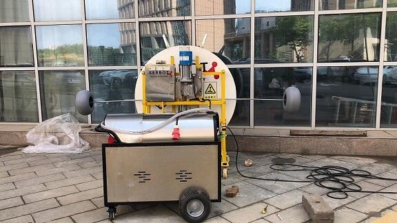 高樓玻璃清洗機器人