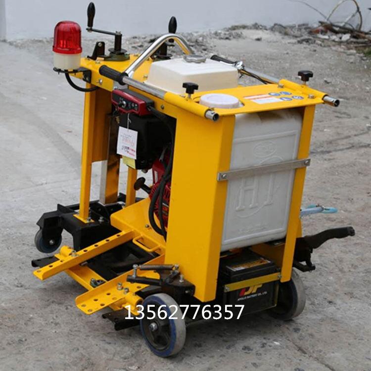 讓我們來(lái)了解一下手推式井蓋圓周切割機(jī)