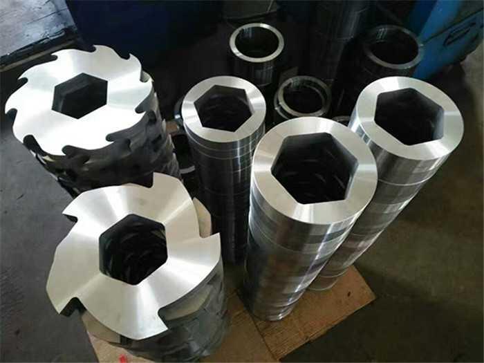 2400型立式錘式粉碎機(jī)丨甘南剪切式撕碎機(jī)