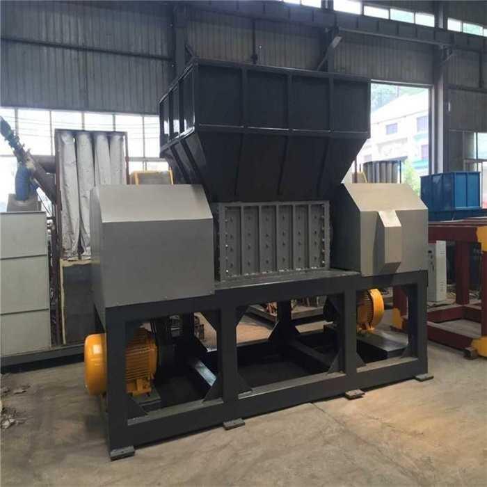 多功能大型金屬撕碎機(jī)丨城口縣對輥撕碎機(jī)