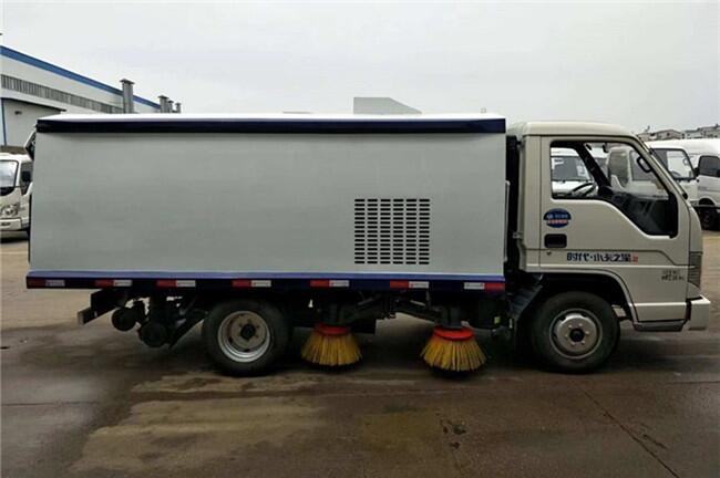 14方掃路車廠家