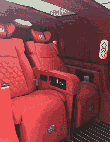 西安合正路虎商務(wù)車(chē)內(nèi)飾升級(jí)