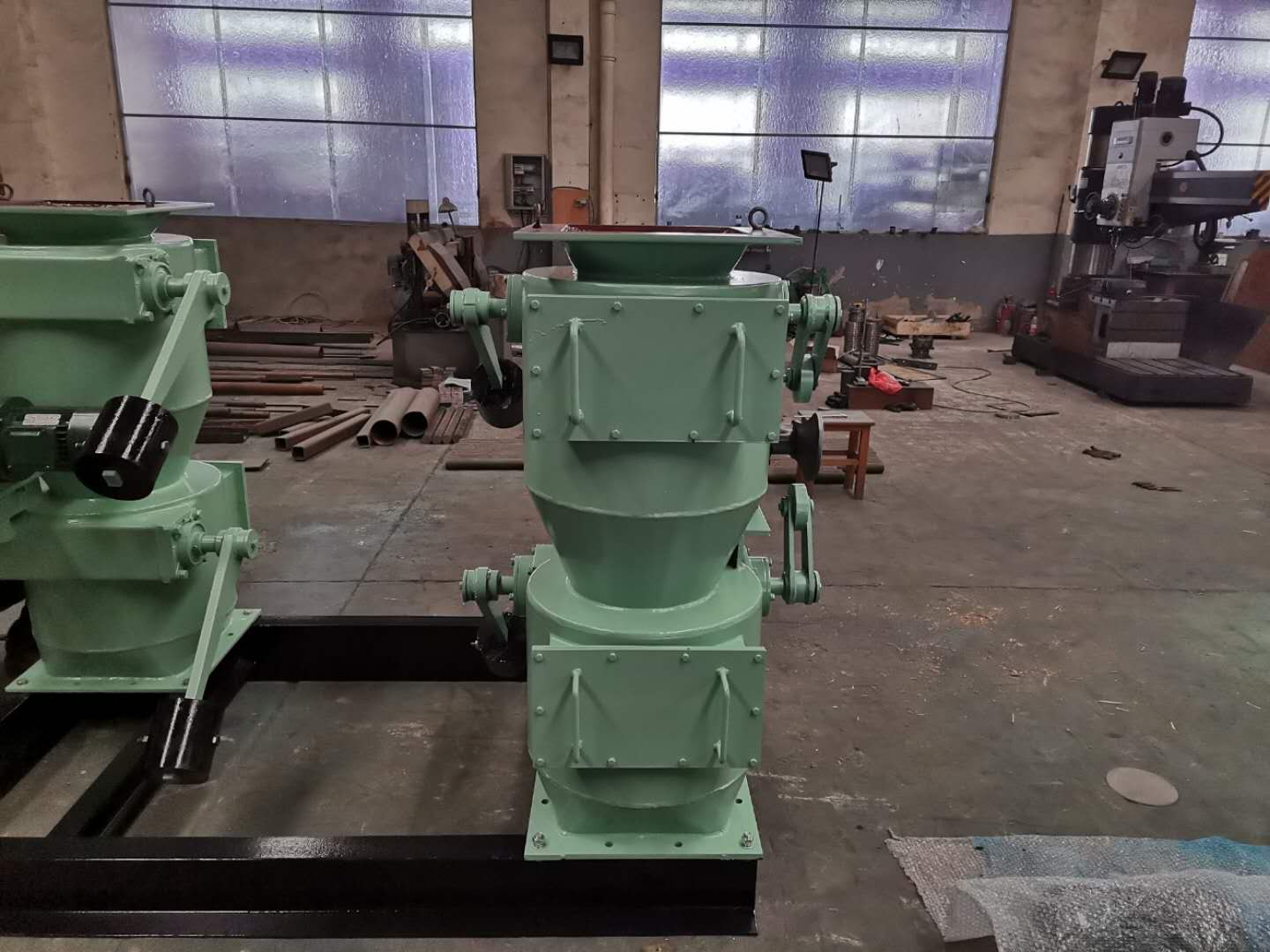 HYDF電動刀口式雙層卸灰閥中悅機(jī)械機(jī)頭機(jī)尾環(huán)保型