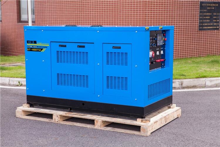 新聞：廈門400A柴油發(fā)電電焊機(jī)
