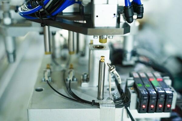 汽車注塑模具開模廠家 塑料件生產(chǎn)加工廠商 精誠工控
