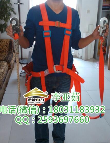 孝感地區(qū)五點(diǎn)式安全帶樣式 雙背雙保險(xiǎn)式佩戴方法