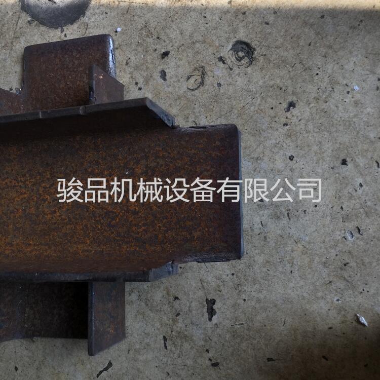 無(wú)廢料槽鋼沖斷機(jī)械 角鋼沖斷打孔設(shè)備 槽鋼沖孔機(jī)械