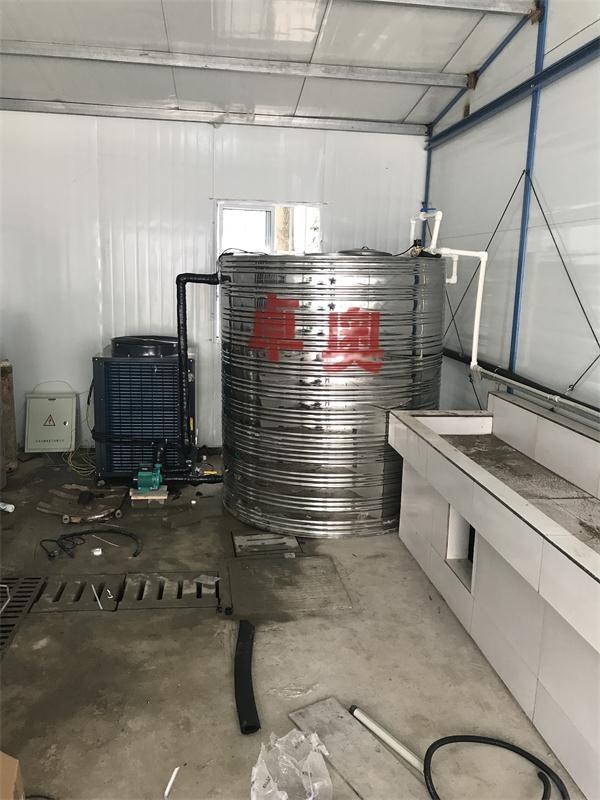 江蘇卓奧承建南京職業(yè)技術學校20噸空氣源熱水工程
