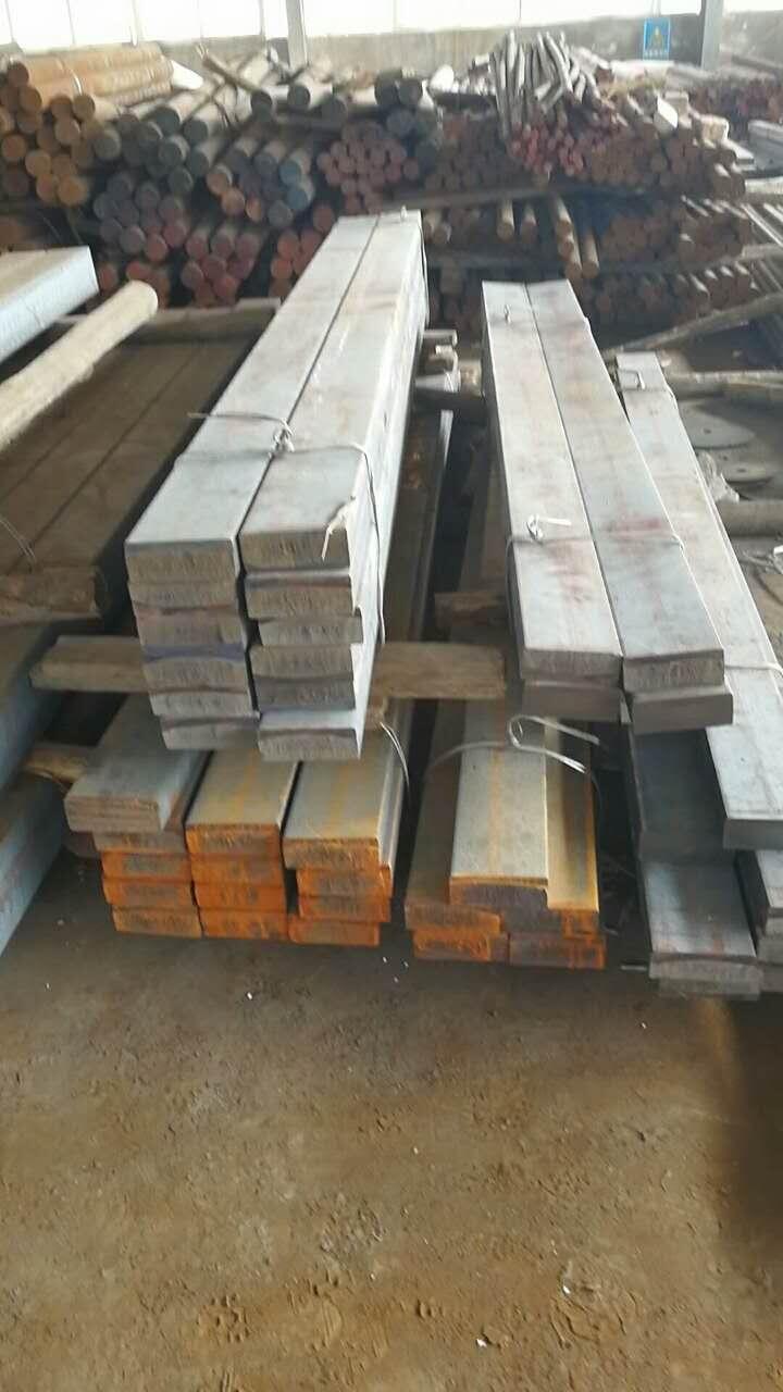 高耐磨無氣孔鑄鐵棒硬度HT150 鑄鐵板用途 優(yōu)質(zhì)易切削國產(chǎn)生鐵方棒QT400-15