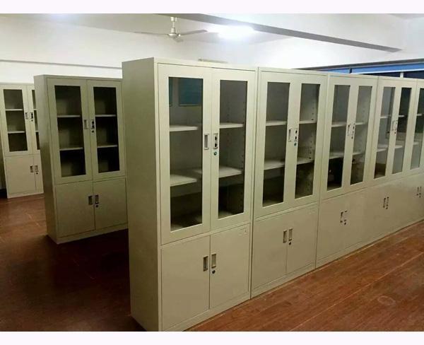 防靜電工作臺力鋼現(xiàn)貨廠家直銷